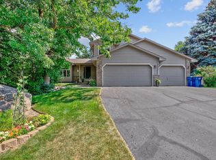 17250 Jade Ct, Lakeville, MN 55044