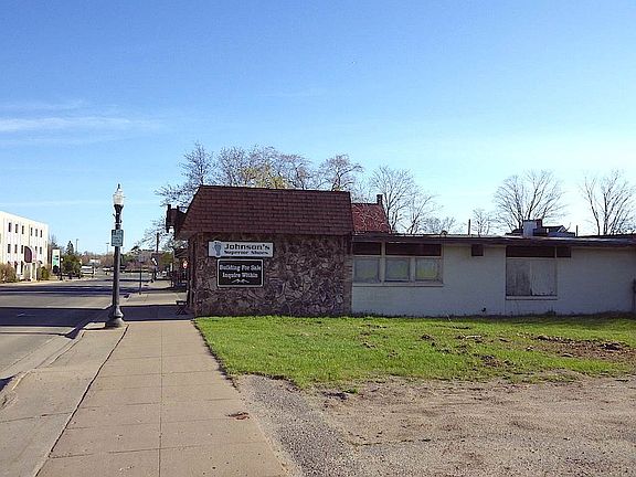 3rd image of 1212 N 3rd St