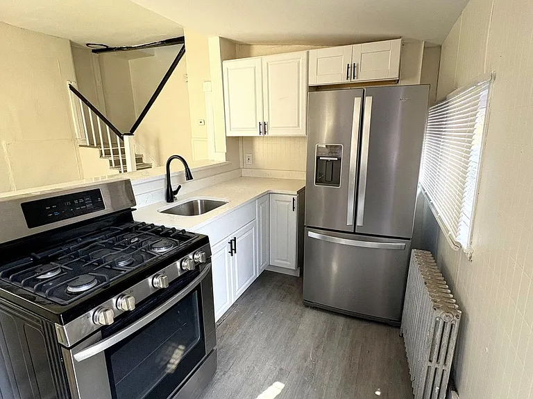 3068 River Ave #D — Photo 1