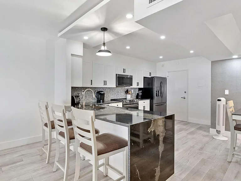 3750 Galt Ocean Dr #1002 — Photo 8