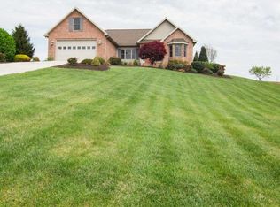 140 Cantermill Ln, Mount Crawford, VA 22841