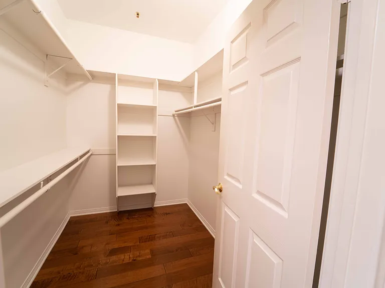 12011 Goshen Ave #202 — Photo 27