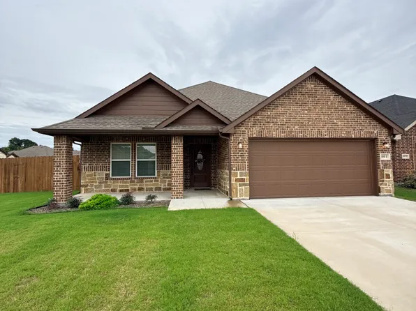 601 Moseley Ln, Greenville, TX 75402