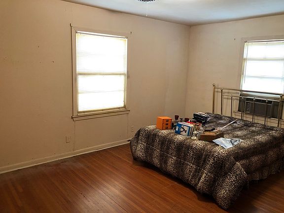 5th image of 5005 Folsom Dr