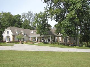 106 Autumn Woods Dr, Sweetwater, TN 37874