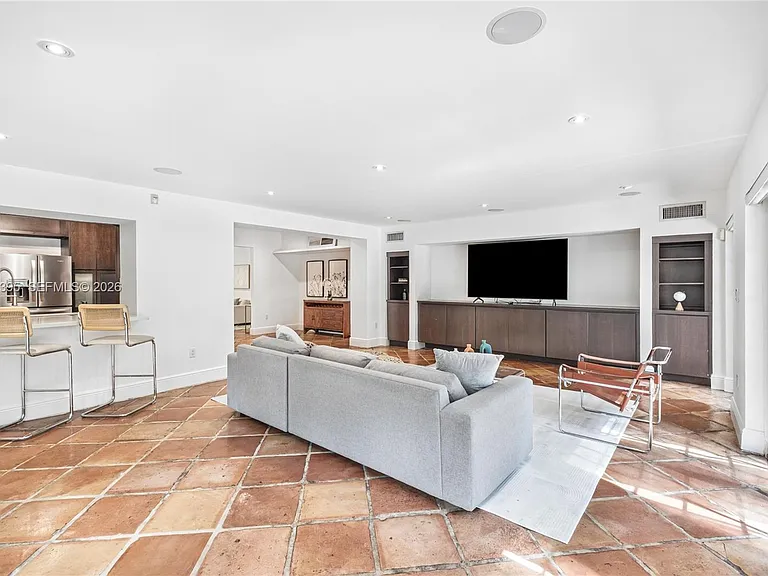 4150 Ventura Ave — Photo 12