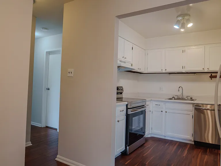 6147 Edsall Rd #N — Photo 4