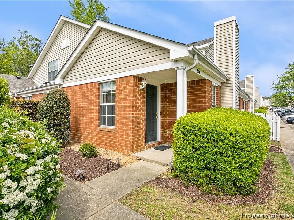 1st image of 804 Westgate Cir