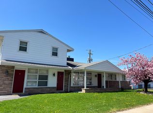 6 W Church St APT 7, Stevens, PA 17578