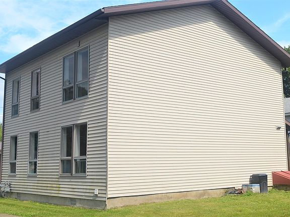 3rd image of 211 S Catherine St