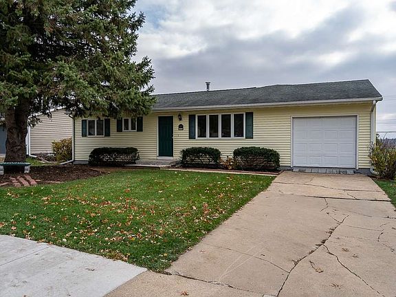 2nd image of 1600 10th St