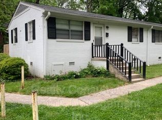 1813 Walker Ave APT A, Greensboro, NC 27403