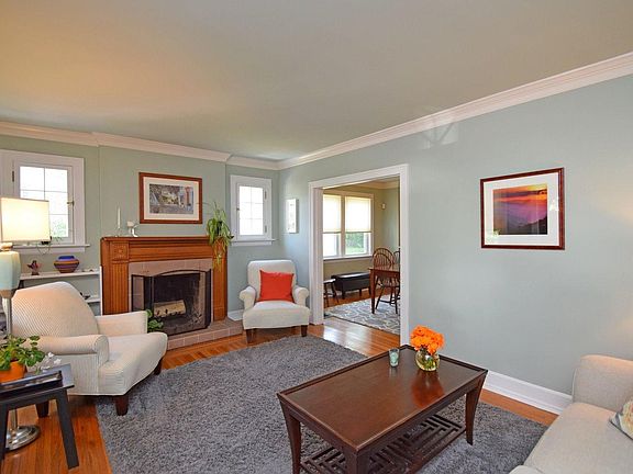 5th image of 1632 Mears Ave