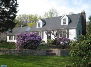 25 Glenview Rd, Phoenixville, PA 19460