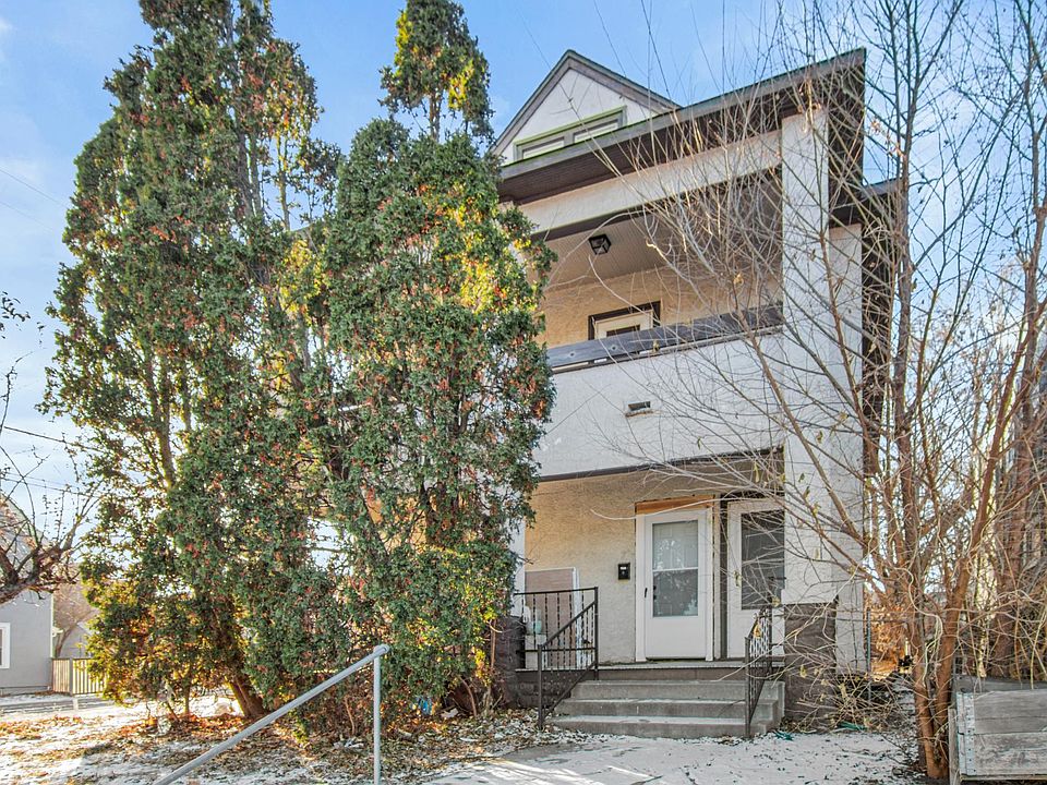 1st image of 3048 13th Ave S