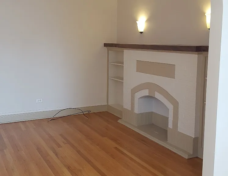 124 W. Washington — Photo 10