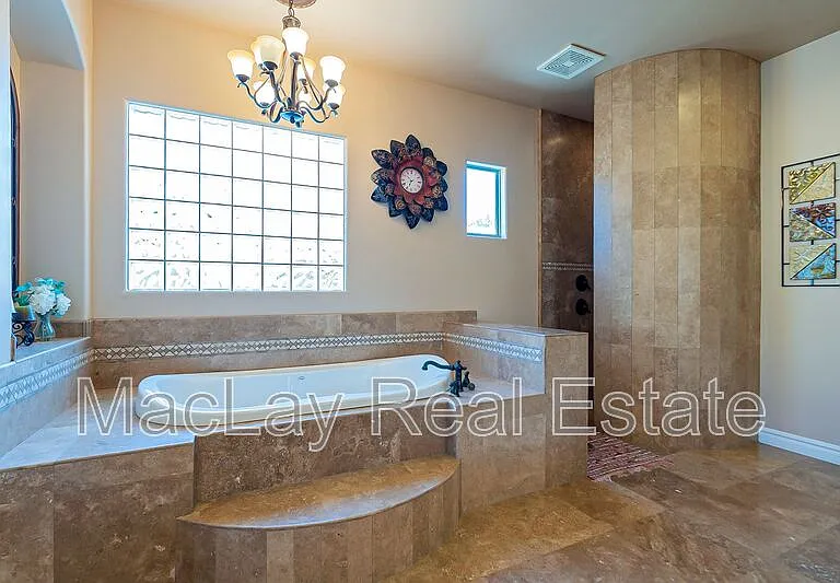 2720 E Jade Pl — Photo 26