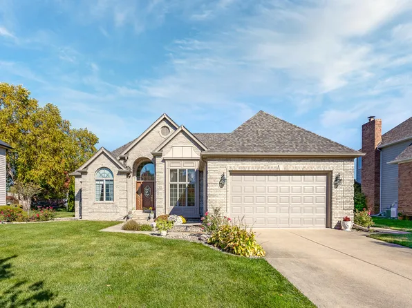 1721 Poplar Ln, Munster, IN 46321