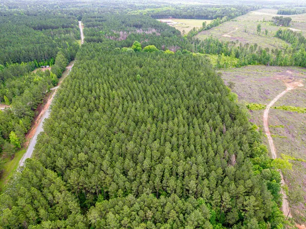 113 Lisa Woods Ln #13, Eatonton, GA 31024