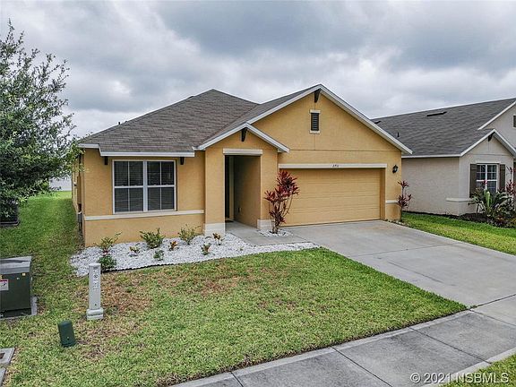 2nd image of 2711 Star Coral Ln