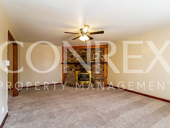 3rd image of 6456 Glenmont Dr