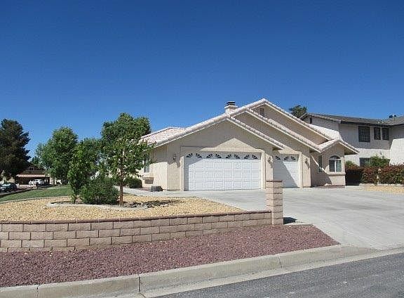 4th image of 13935 Evergreen Ln