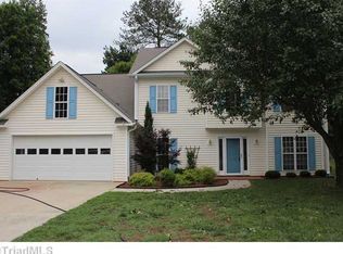 819 Eastgrove Ct, Kernersville, NC 27284