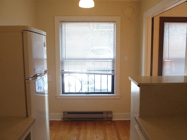 614 10th Ave E #204 — Photo 6