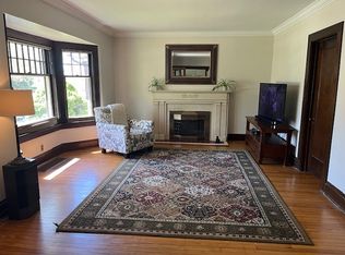 17900 Lakewood Heights Blvd, Lakewood, OH 44107