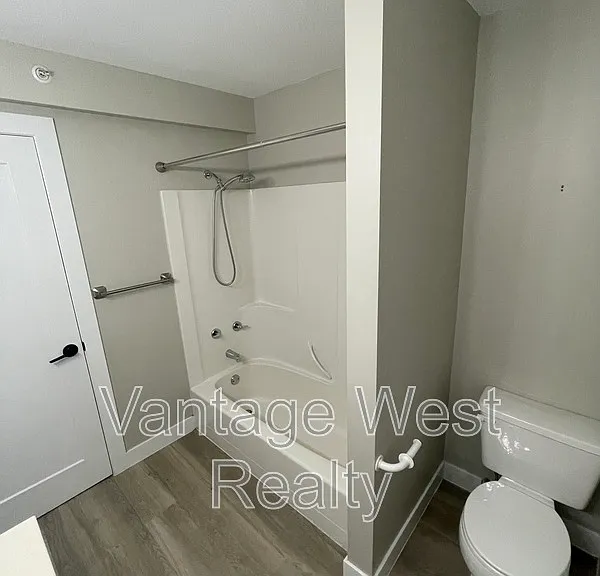 3906 Dryden Rd — Photo 30