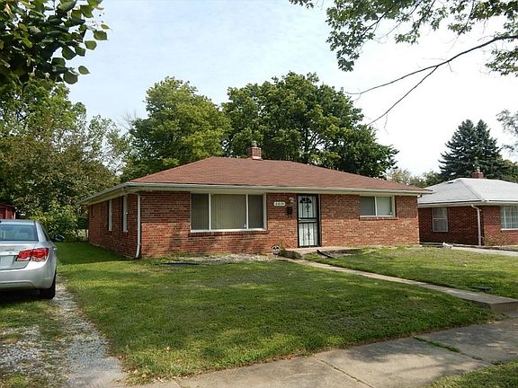 2nd image of 6819 Chamberlain Ct