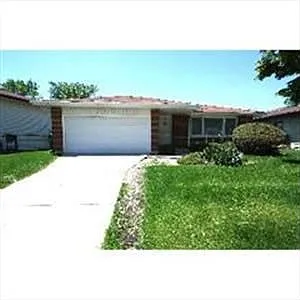 17456 Eastgate Dr photo 1