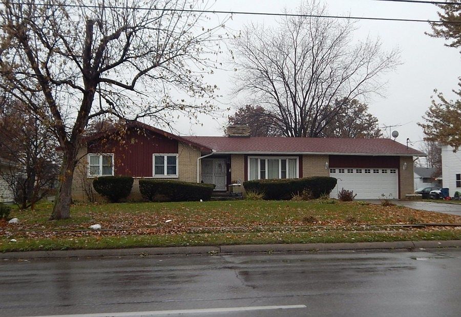 1st image of 1823 W 21st St