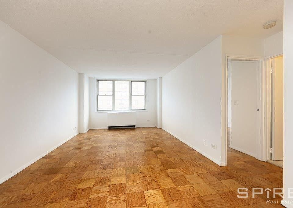 1st image of 207 E 29th St APT 12