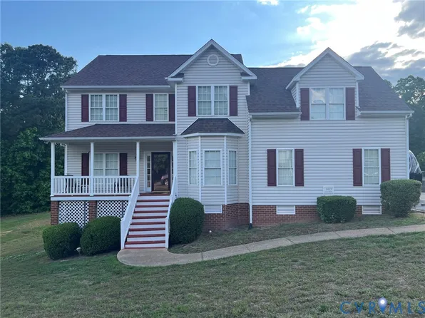 1413 Walthall Creek Dr, South Chesterfield, VA 23834