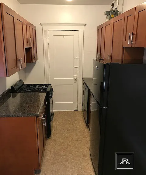 237 Park Dr #8 — Photo 1