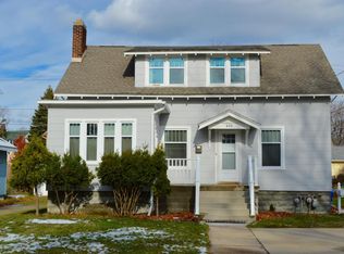 633 Slayton Ave, Grand Haven, MI 49417