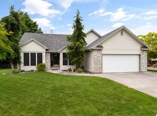 8905 Whipple Ave, Pasco, WA 99301