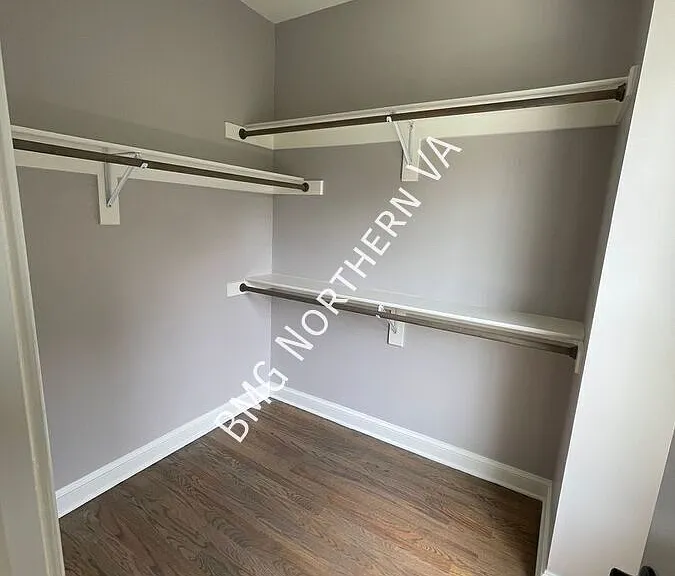 10679 Yorktown Ct — Photo 19