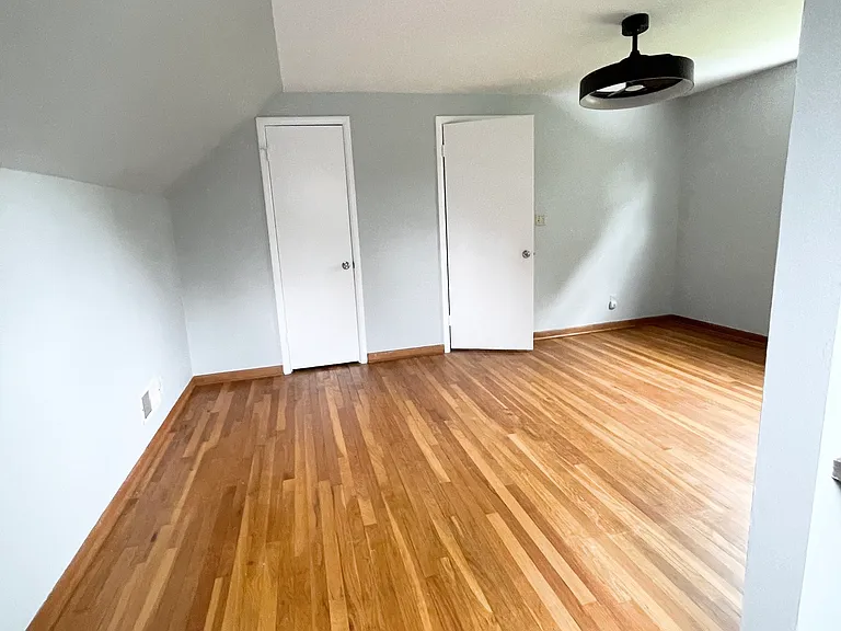 5800 Harlem Rd — Photo 17