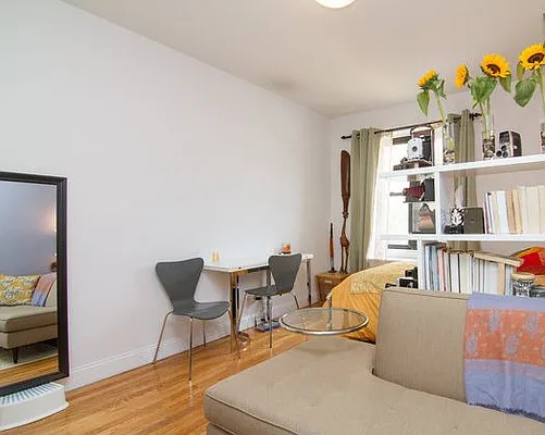 Rented by Buchbinder & Warren | media 9