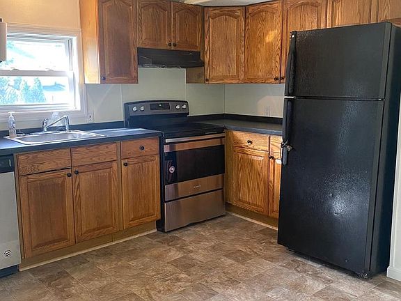3rd image of 1 Shady Ln