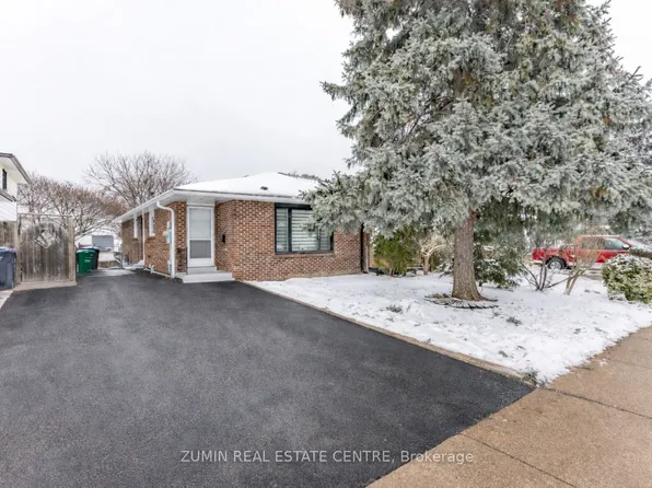 87 Bonham Blvd, Mississauga, ON L5M 1C8