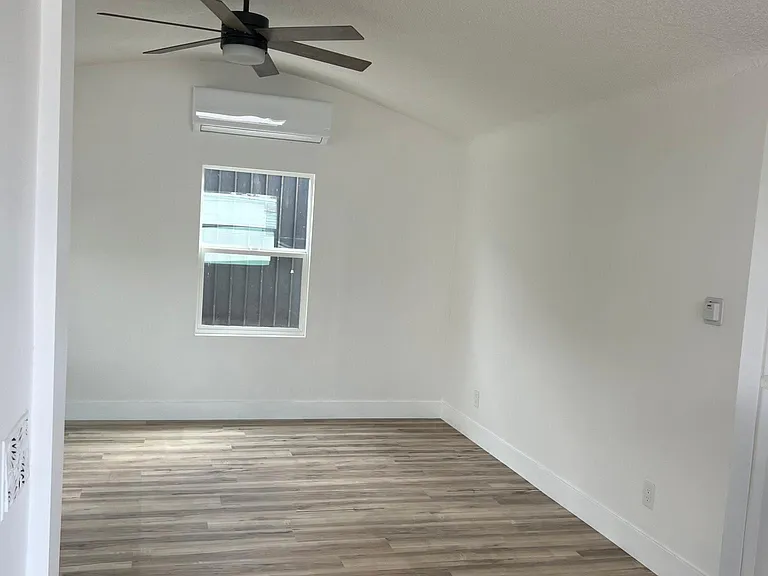 7039 Mission Pl #1/2 — Photo 4