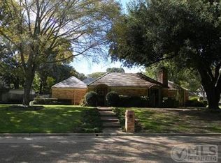 1100 Hillside Dr, Athens, TX 75751