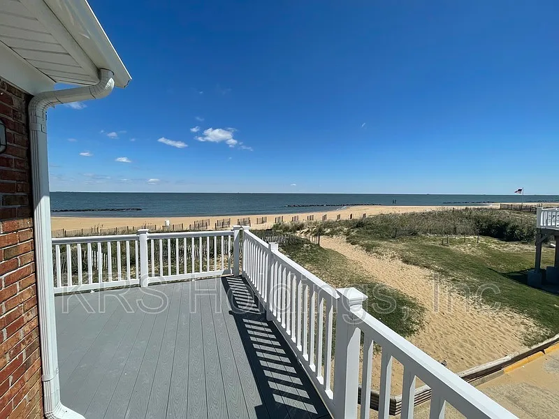 2 bed, 1.0 bath, 985 sqft, $1,695 — Photo 3