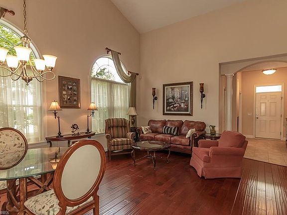 5th image of 318 Stonebridge Ct