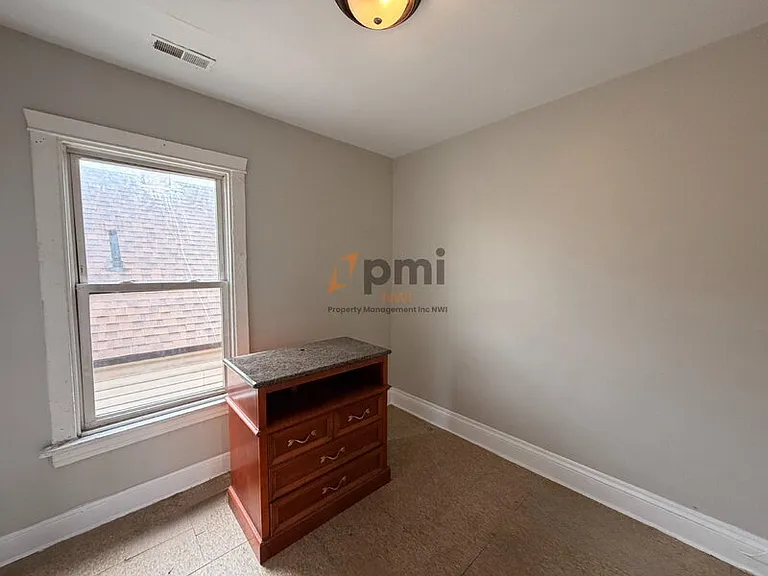 3910 Catalpa St #2 — Photo 12