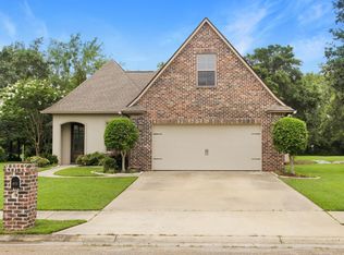 612 Charleston Ln, Long Beach, MS 39560