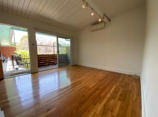 659 Silver Lake Blvd, Los Angeles, CA 90026